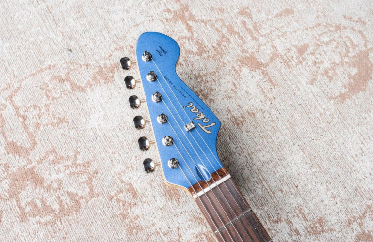 Guitarra elèctrica Strato TOKAI AST104 Old Lake Blue