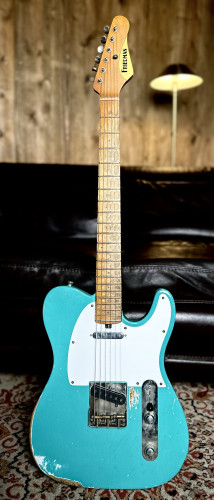 Guitare électrique FRIEDMAN Vintage-T Turquoise B-Stock