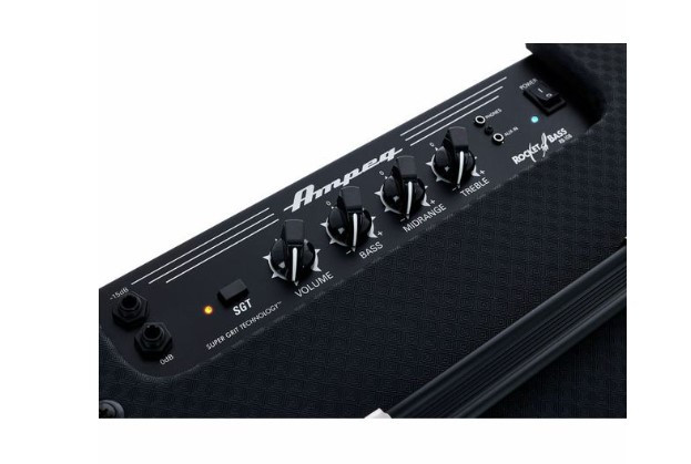 Amplificador baix AMPEG RB-108