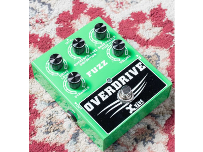 Pedal XVIVE W2 Overdrive/Fuzz